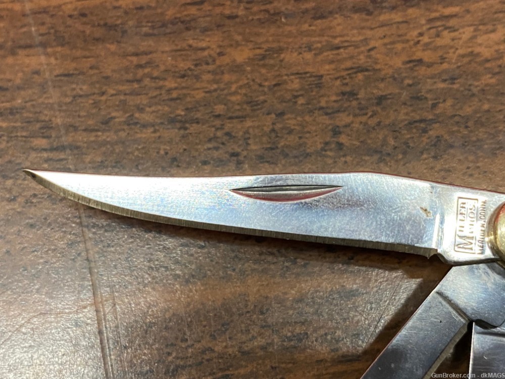 Miller Bros vintage 3 Blade Pocket Knife collectable-img-2