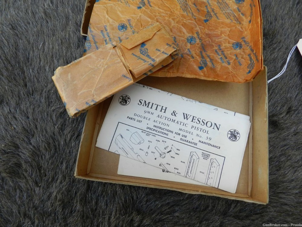Smith & Wesson Model 39 STEEL FRAME 9MM 4" Blue NIB-img-10