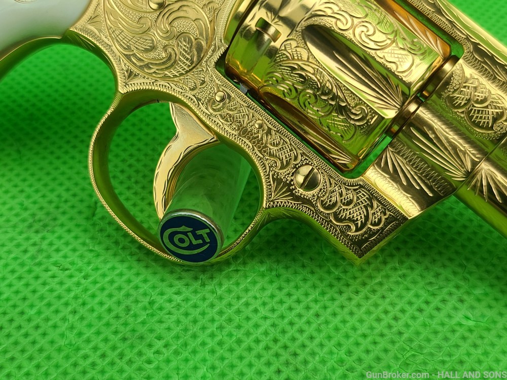 Colt PYTHON 357 Mag * FLANNERY HAND ENGRAVED * 3" * 24 KARAT GOLD PLATED-img-3
