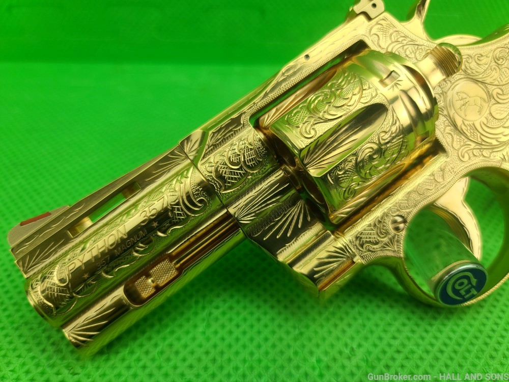 Colt PYTHON 357 Mag * FLANNERY HAND ENGRAVED * 3" * 24 KARAT GOLD PLATED-img-27