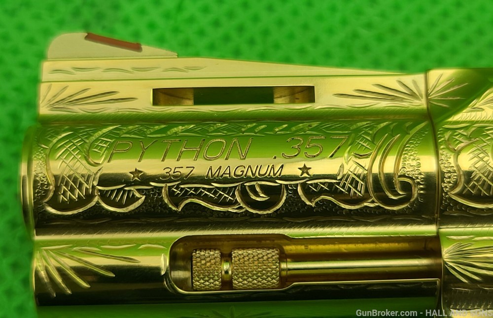 Colt PYTHON 357 Mag * FLANNERY HAND ENGRAVED * 3" * 24 KARAT GOLD PLATED-img-21