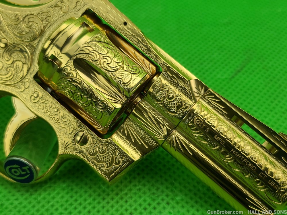 Colt PYTHON 357 Mag * FLANNERY HAND ENGRAVED * 3" * 24 KARAT GOLD PLATED-img-2
