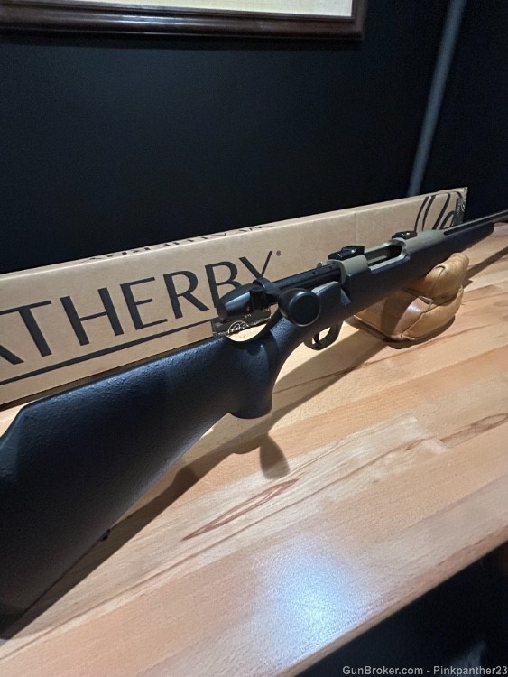 Weatherby Mark V KCR Kriegar Custom 300WBY Never Fired! Bolt Action