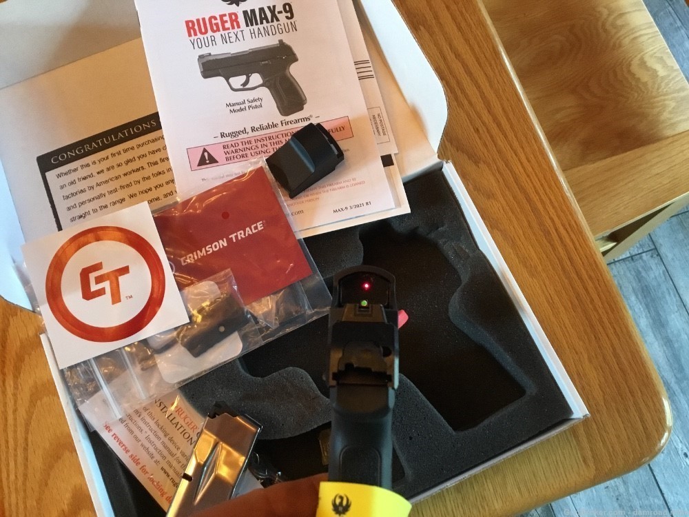 Ruger Max-9 9mm w/Crimson Trace Optic #3504-img-2