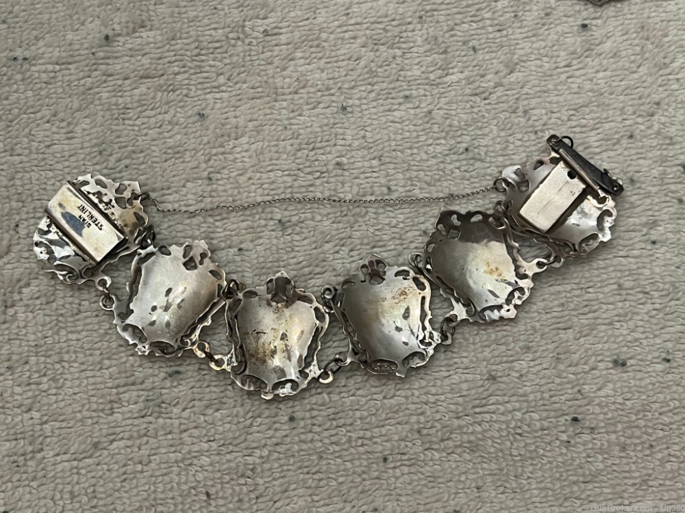 VINTAGE SIAMESE STERLING SILVER BRACELET, EARRINGS AND 2 PINS / BROOCHES-img-2