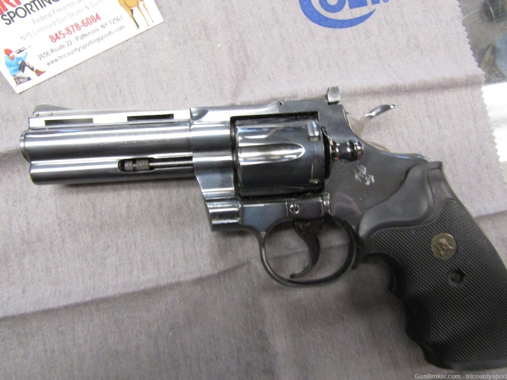 Colt Python 4 inch Used in very fine shape 357 mag 1963 production year-img-0