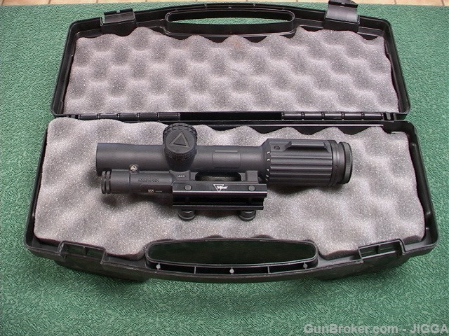 Used Trijicon 1-6x24  scope-img-0