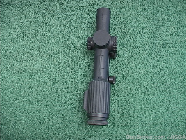 Used Trijicon 1-6x24  scope-img-4