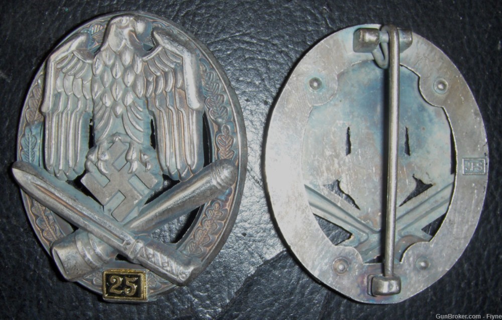 Third Reich Germany. WWII "25 Ground Assaults" BADGE swastika REPRODUCTION.-img-0