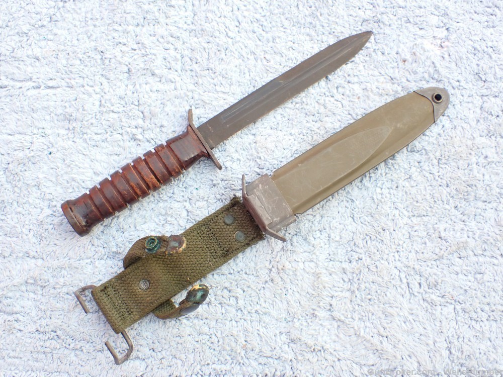 US WWII CASE M3 GUARD MARKED FIGHTING KNIFE WITH SCABBARD (MINT)-img-4