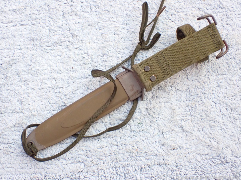 US M1 30 CARBINE M4 BAYONET WITH SCABBARD CAMILLUS WITH LEATHER HANDLE-img-24