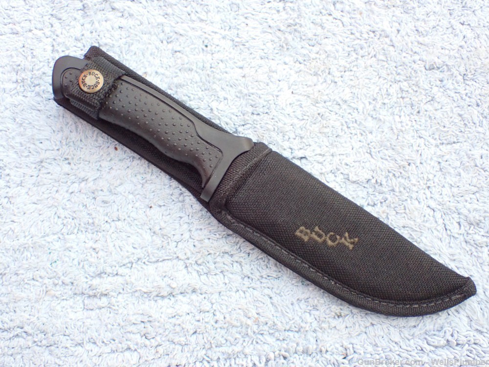 BUCK MODEL 650 NIGHTHAWK FIGHTING KNIFE WITH ORIGINAL SCABBARD (MINT)-img-2