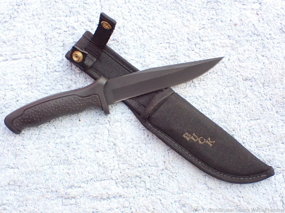 BUCK MODEL 650 NIGHTHAWK FIGHTING KNIFE WITH ORIGINAL SCABBARD (MINT)-img-3