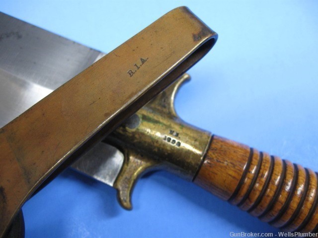 US SPRINGFIELD ARMORY MODEL 1890 INTRENCHING KNIFE WITH ORIGINAL SCABBARD-img-7