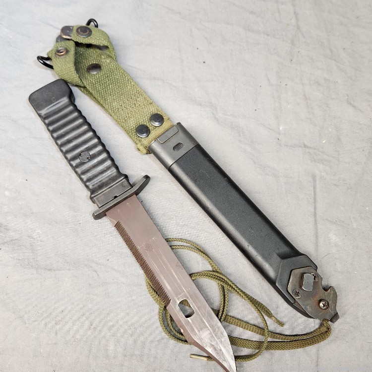 WEST GERMAN EICKHORN FIGHTING FIELD KNIFE WITH SCABBARD KCB 77 L CS (RARE)-img-3