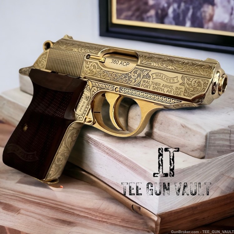 WALTHER PPK/S FULLY ENGRAVED AND 24K GOLD PLATED-img-2
