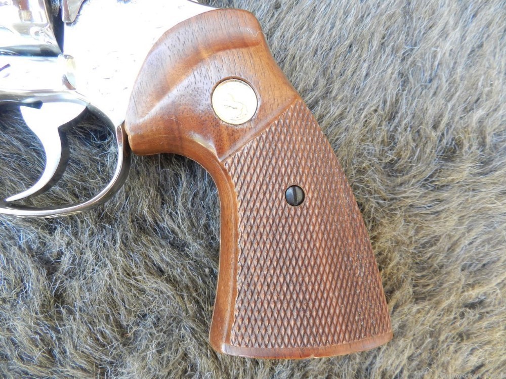 Colt Python 357 Magnum 4" Nickel D Factory Engraved NIB-img-12