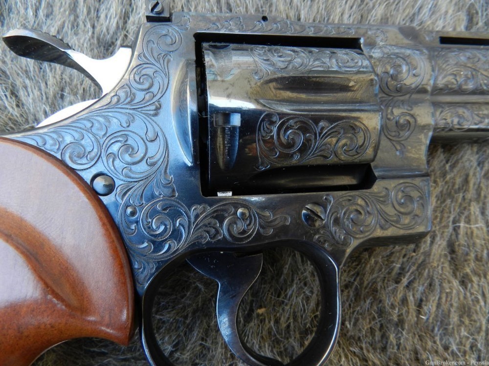 Colt Python 357 Magnum 4" Blue C Factory Engraved NIB-img-10