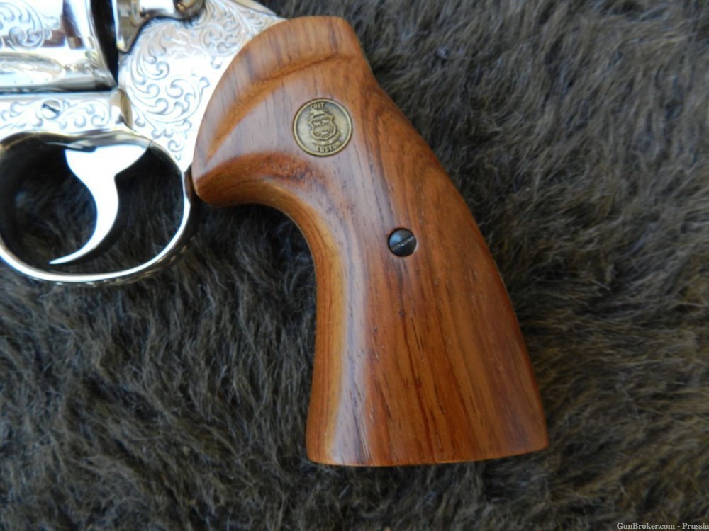 Colt Python 357 Magnum 6" Nickel D Factory Engraved NIB-img-17