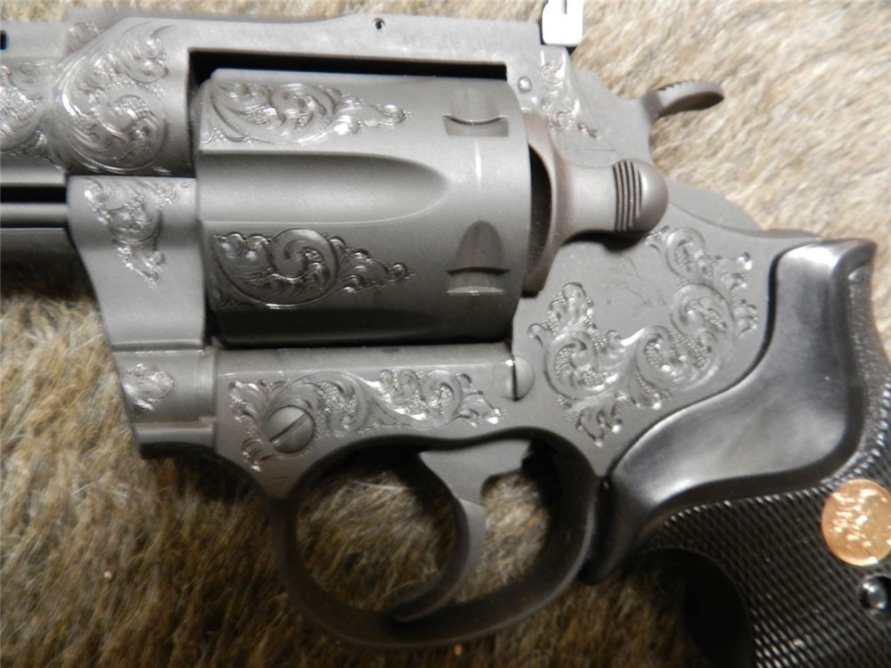 INCREDIBLE Colt Peacekeeper 357 Mag AA White Eng New-img-8