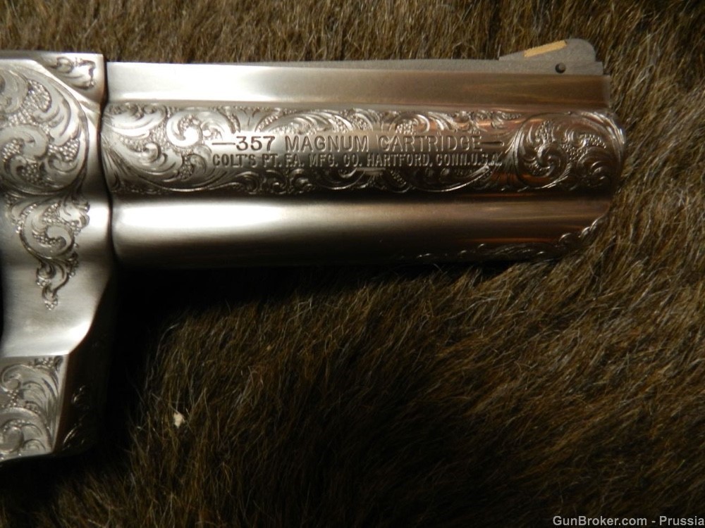 INCREDIBLE Colt King Cobra AAWhite Engraved New-img-2
