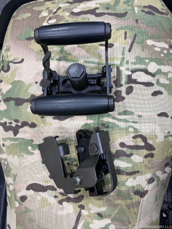 M240D SPADE GRIP AND TRIGGER GROUP.-img-0