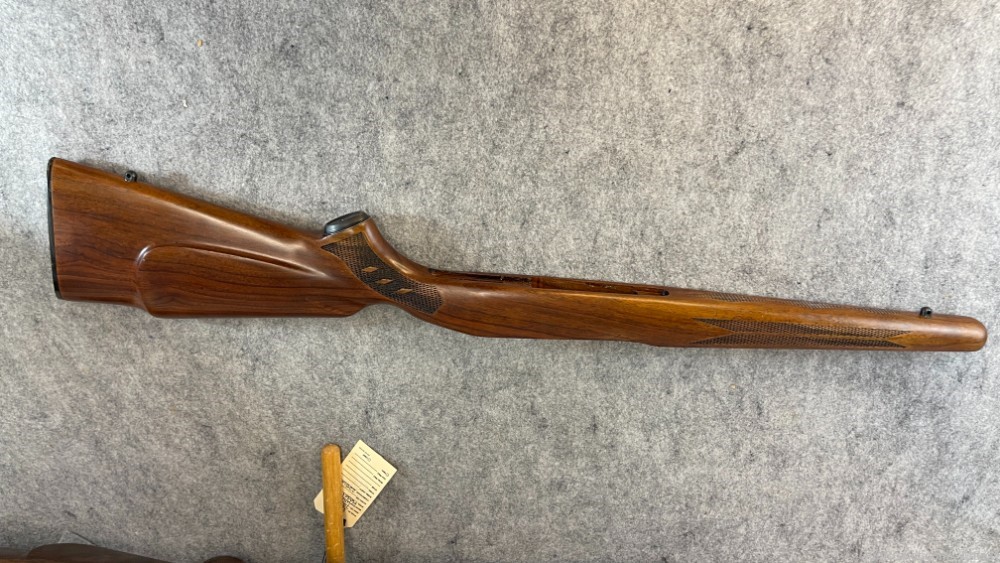 Winchester Model 70 .225 Win. With Custom stock -img-36