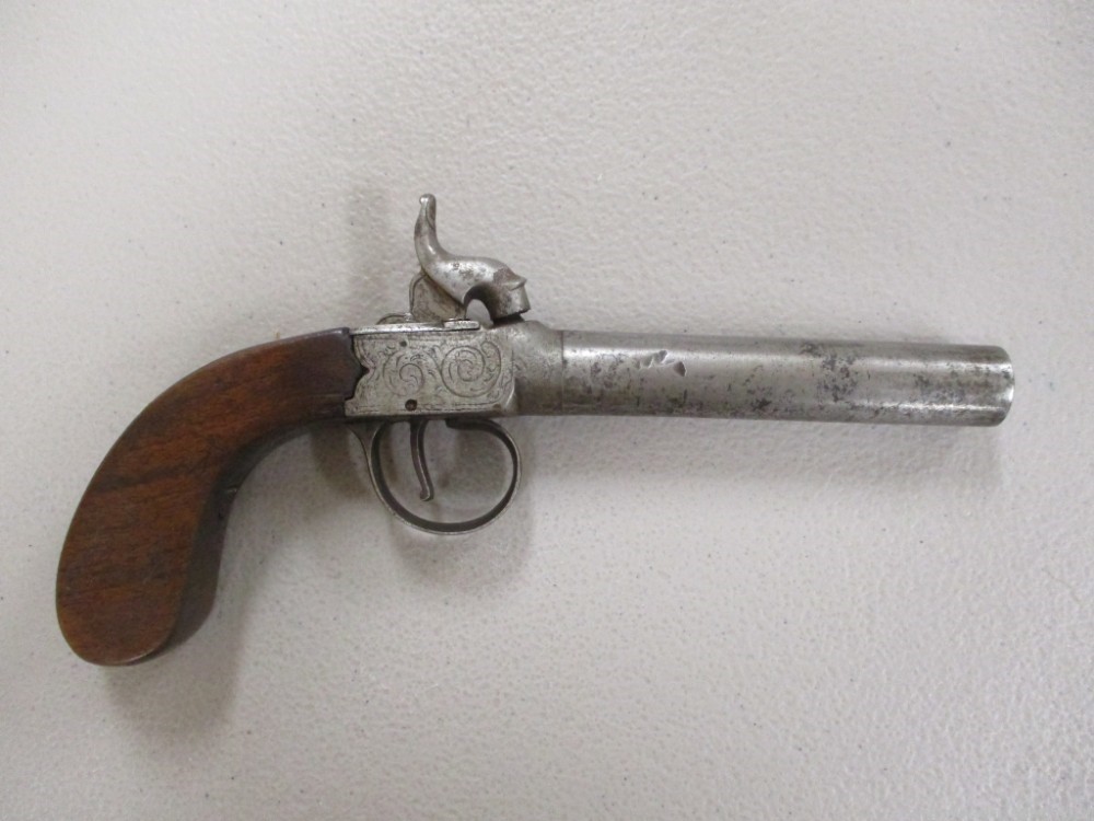 Antique Caplock Derringer with engraving-img-0