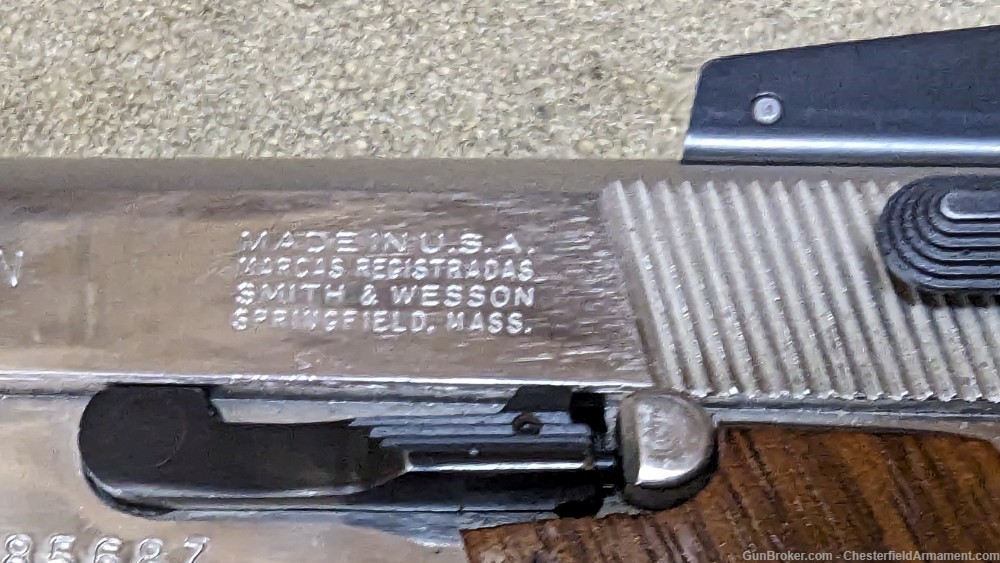 Smith & Wesson  S&W  439 9mm Nickel   semi auto pistol, -img-11