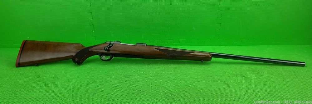 Ruger M77 * 220 SWIFT * VARMINT 26" HEAVY BARREL BORN 1976 Tang Safety-img-1