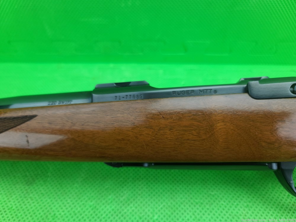 Ruger M77 * 220 SWIFT * VARMINT 26" HEAVY BARREL BORN 1976 Tang Safety-img-41