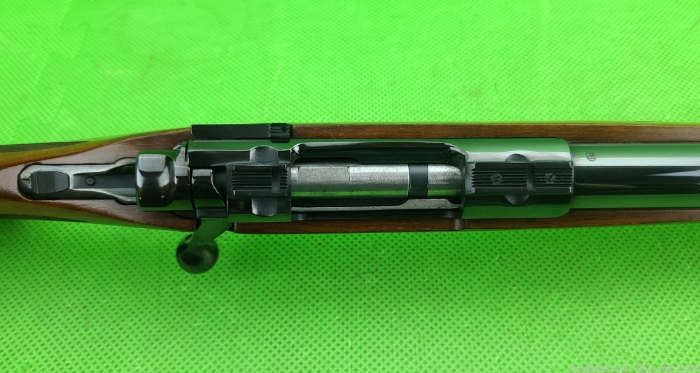 Ruger M77 * 220 SWIFT * VARMINT 26" HEAVY BARREL BORN 1976 Tang Safety-img-28
