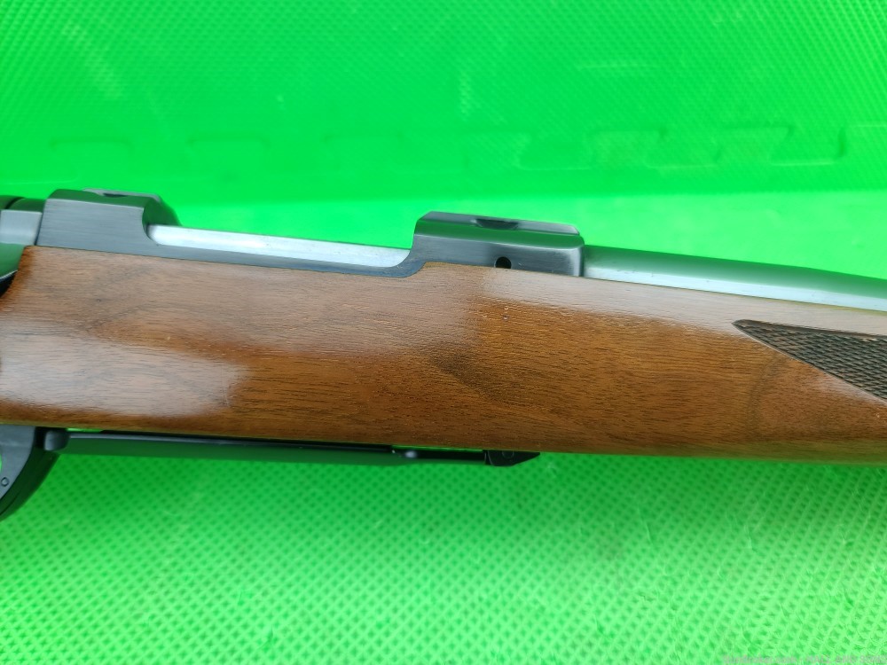 Ruger M77 * 220 SWIFT * VARMINT 26" HEAVY BARREL BORN 1976 Tang Safety-img-8
