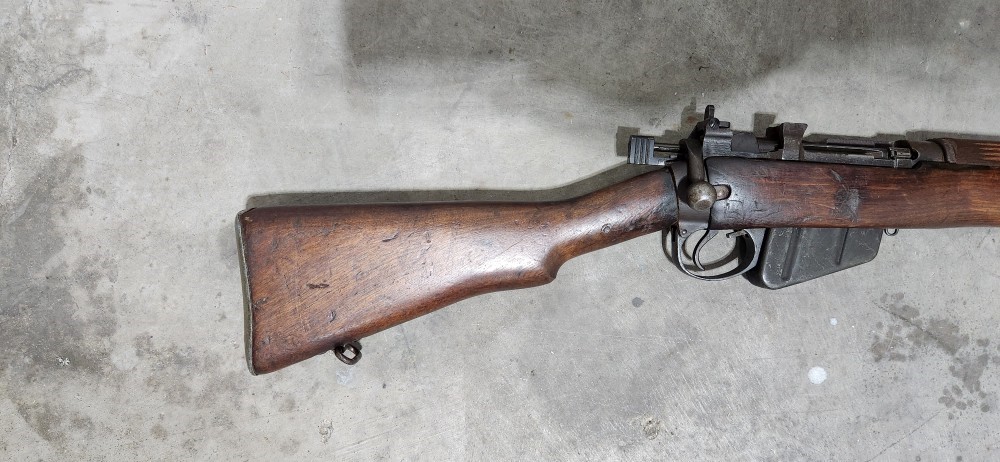 WW2 Savage No 4 Mk1 Enfield Rifle US Property Marked 303 British-img-1