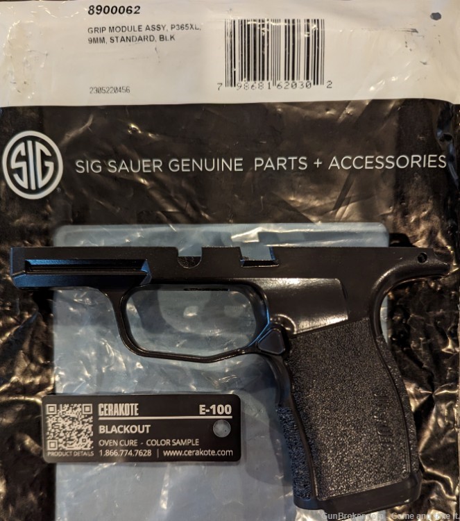 Sig Sauer P365XL grip module, new with extras-img-0