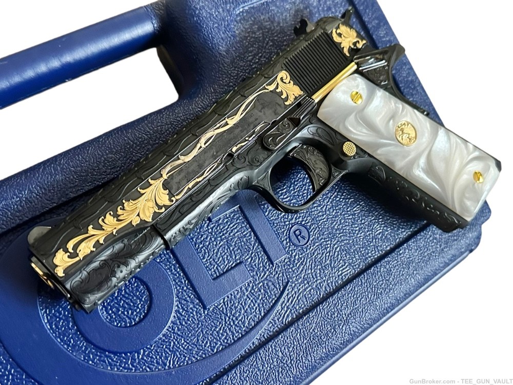 CUSTOM COLT 1911 GOVERNMENT FULLY ENGRAVED, BLUED W/  24K GOLD PLATED PARTS-img-6