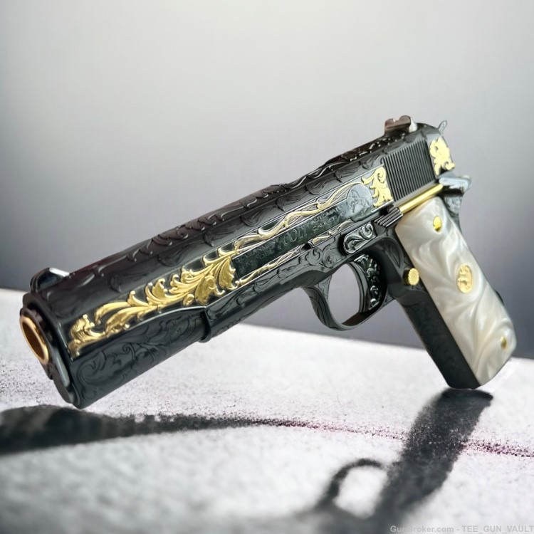 CUSTOM COLT 1911 GOVERNMENT FULLY ENGRAVED, BLUED W/  24K GOLD PLATED PARTS-img-2