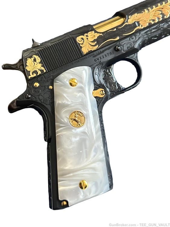 CUSTOM COLT 1911 GOVERNMENT FULLY ENGRAVED, BLUED W/  24K GOLD PLATED PARTS-img-5