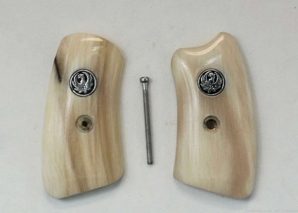 Ruger SP101 Alaskan Dall Sheep Horn Grips With Medallions-img-0