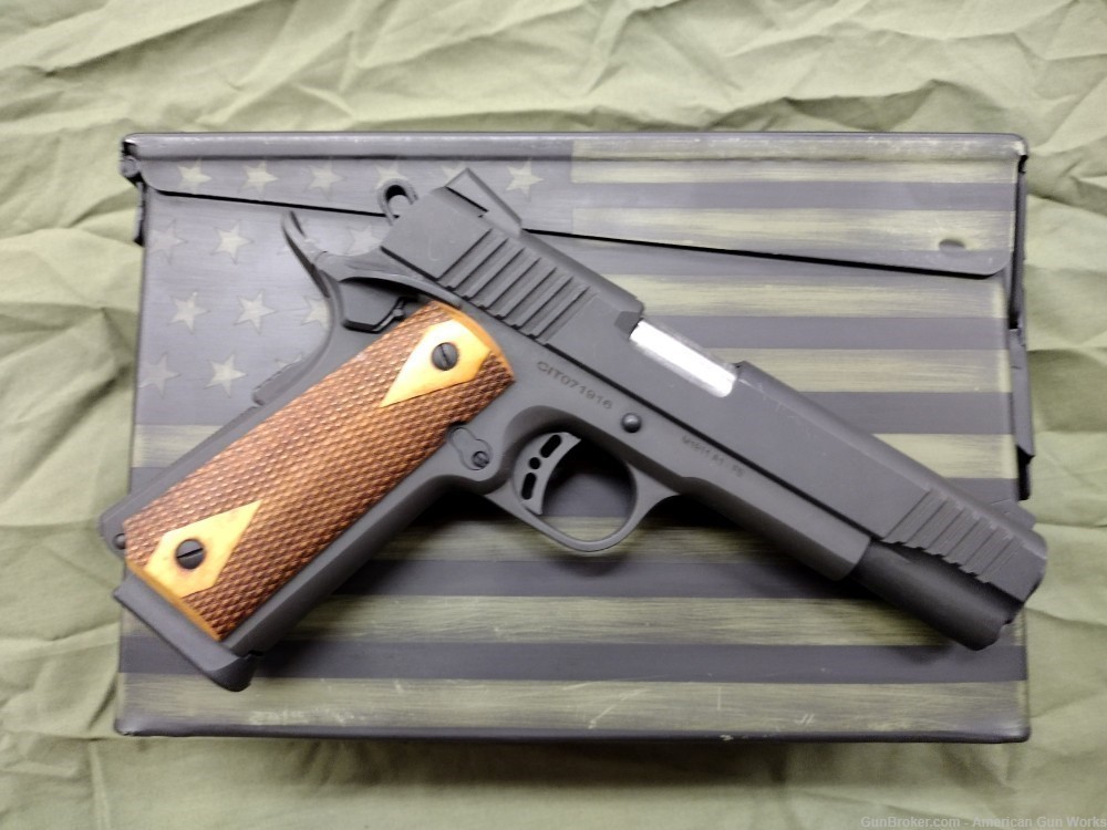M1911 A1 pistol in 45 ACP by Citadel! With cust. OD Flag Case and Extra mag-img-0