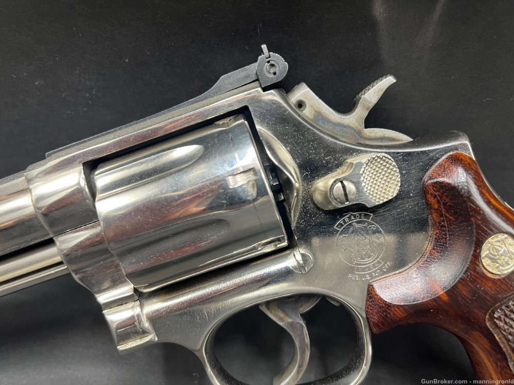 Smith and Wesson 586 Nickle 357 Magnum-img-2