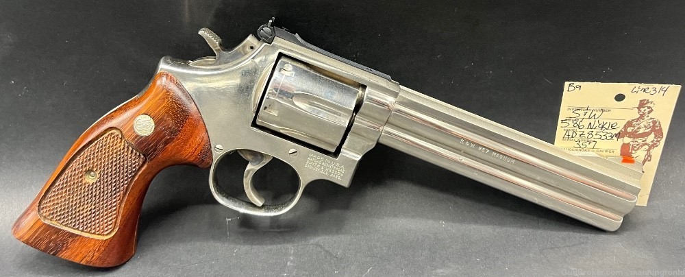 Smith and Wesson 586 Nickle 357 Magnum-img-4