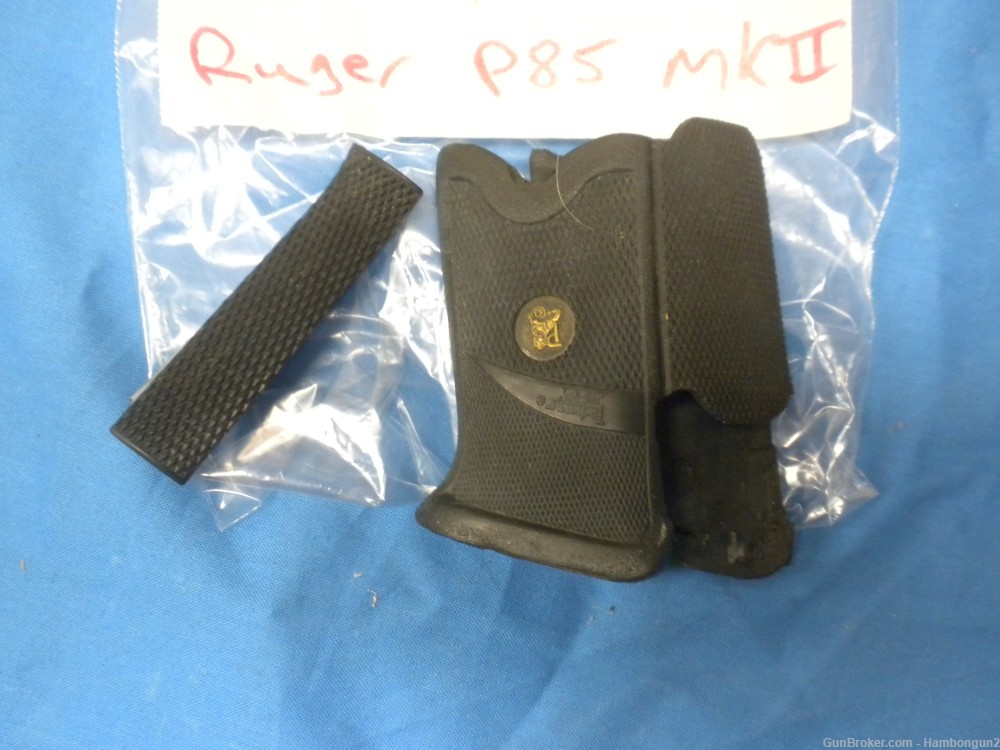 Ruger P85 Mark 2 pistol grips by Pachmayr-img-1