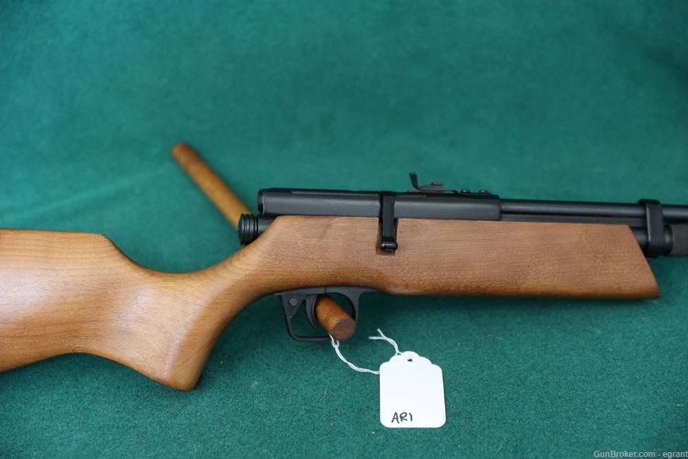 AR1 Crosman model 262 pellet gun air rifle Air Rifles at GunBroker