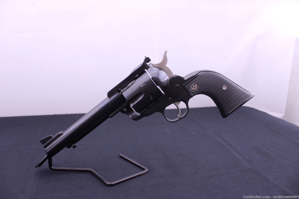 RUGER NEW MODEL BLACKHAWK 45 COLT 5.5” BARREL W/ FACTORY BOX AND PAPERS-img-3