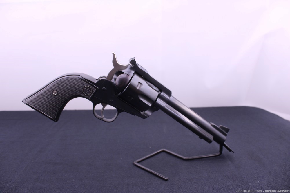 RUGER NEW MODEL BLACKHAWK 45 COLT 5.5” BARREL W/ FACTORY BOX AND PAPERS-img-4