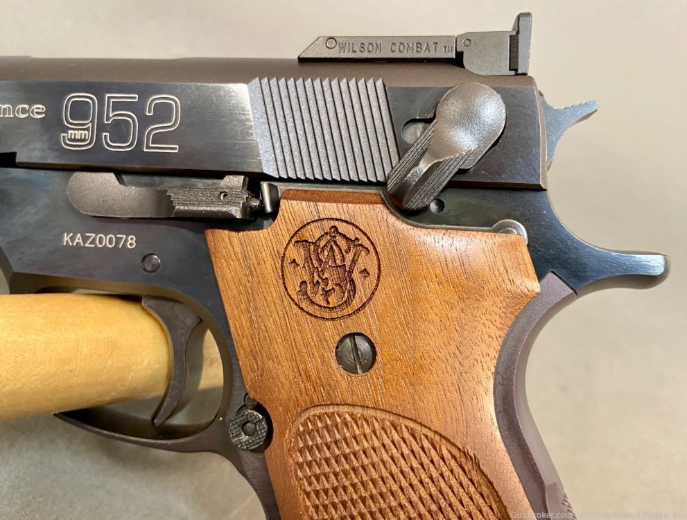 Smith & Wesson S&W Performance Center Model 952-1 Pistol-img-3