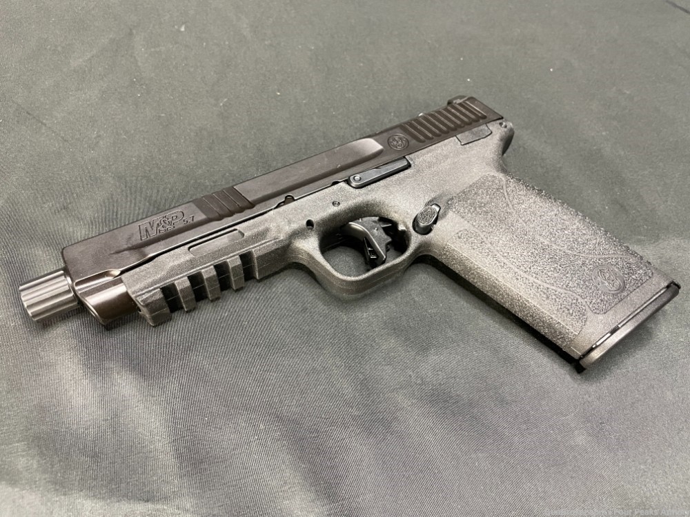 Smith & Wesson M&P 5.7 NEW TO MARKET-img-2