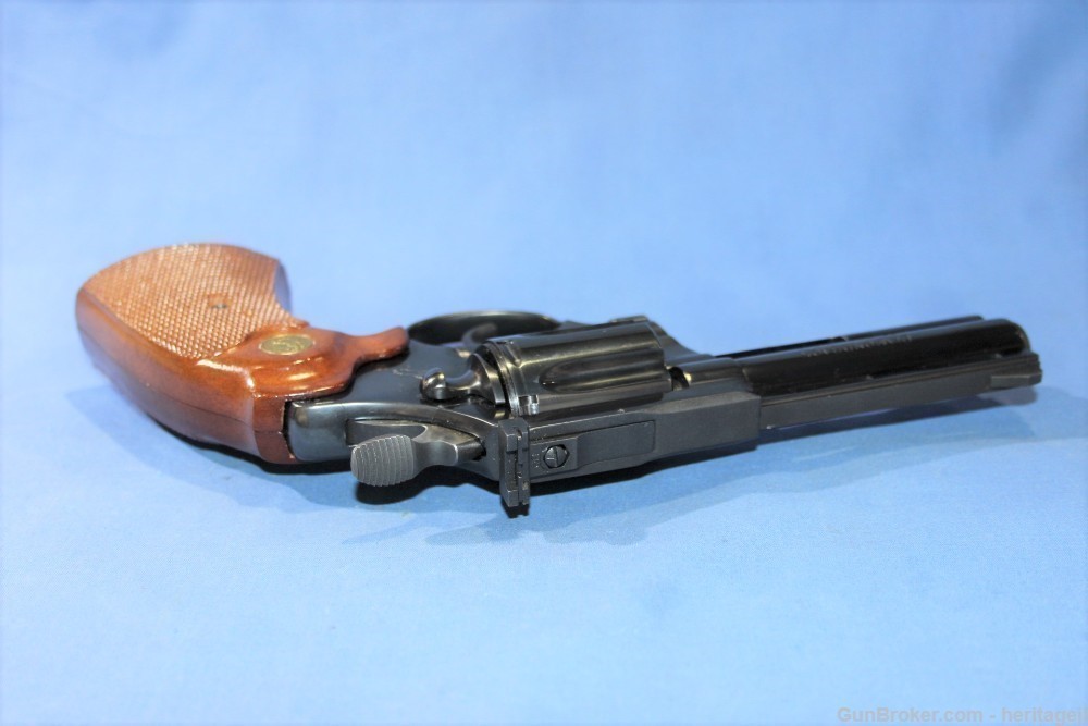 Colt Diamondback 22LR 4" Blued Revolver 1976 / G370-img-3