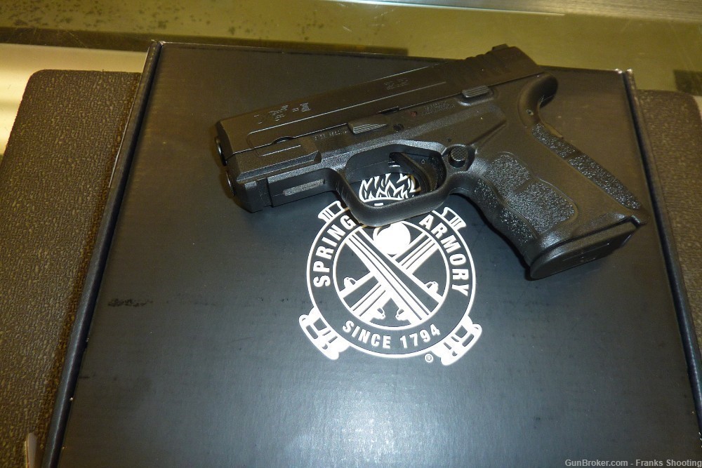 SPRINGFIELD ARMORY XDS MOD 2 9MM 3.3" BBL USED-img-1